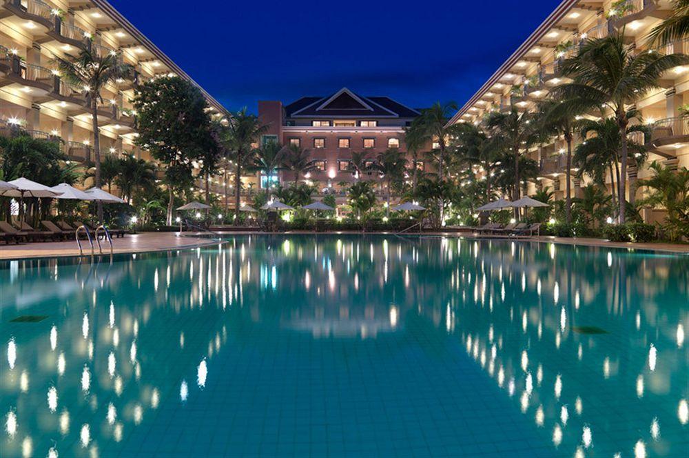 Angkor Howard Hotel Siem Reap Buitenkant foto