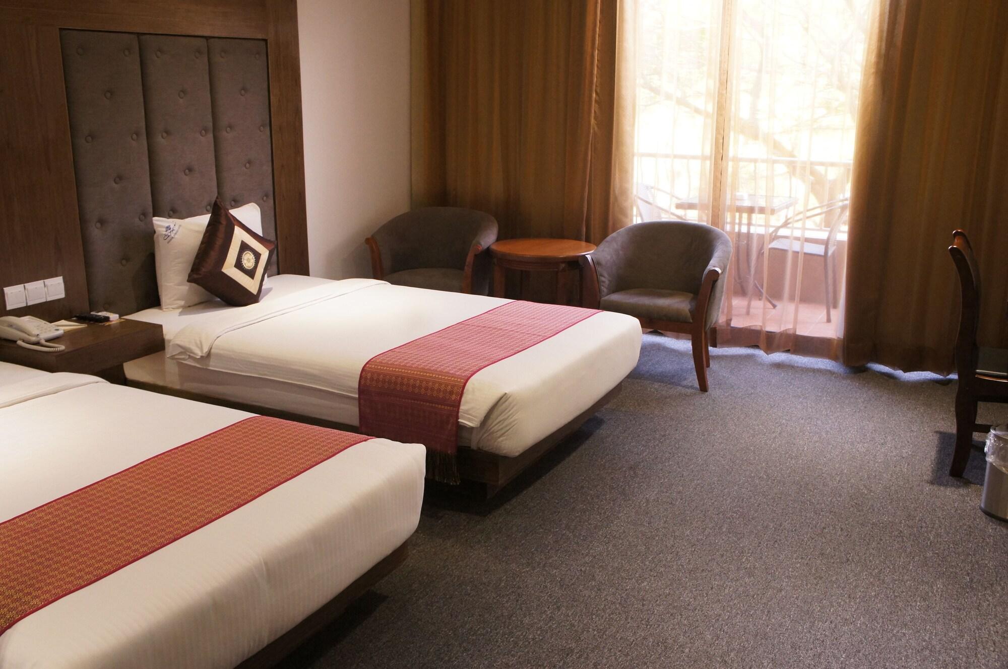 Angkor Howard Hotel Siem Reap Buitenkant foto