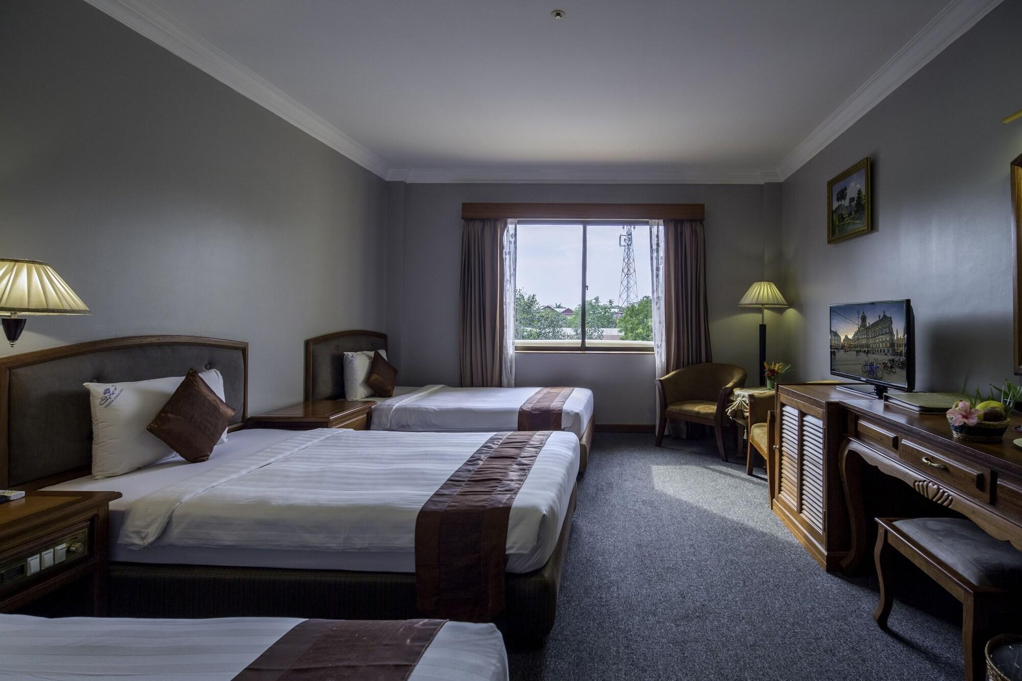 Angkor Howard Hotel Siem Reap Buitenkant foto