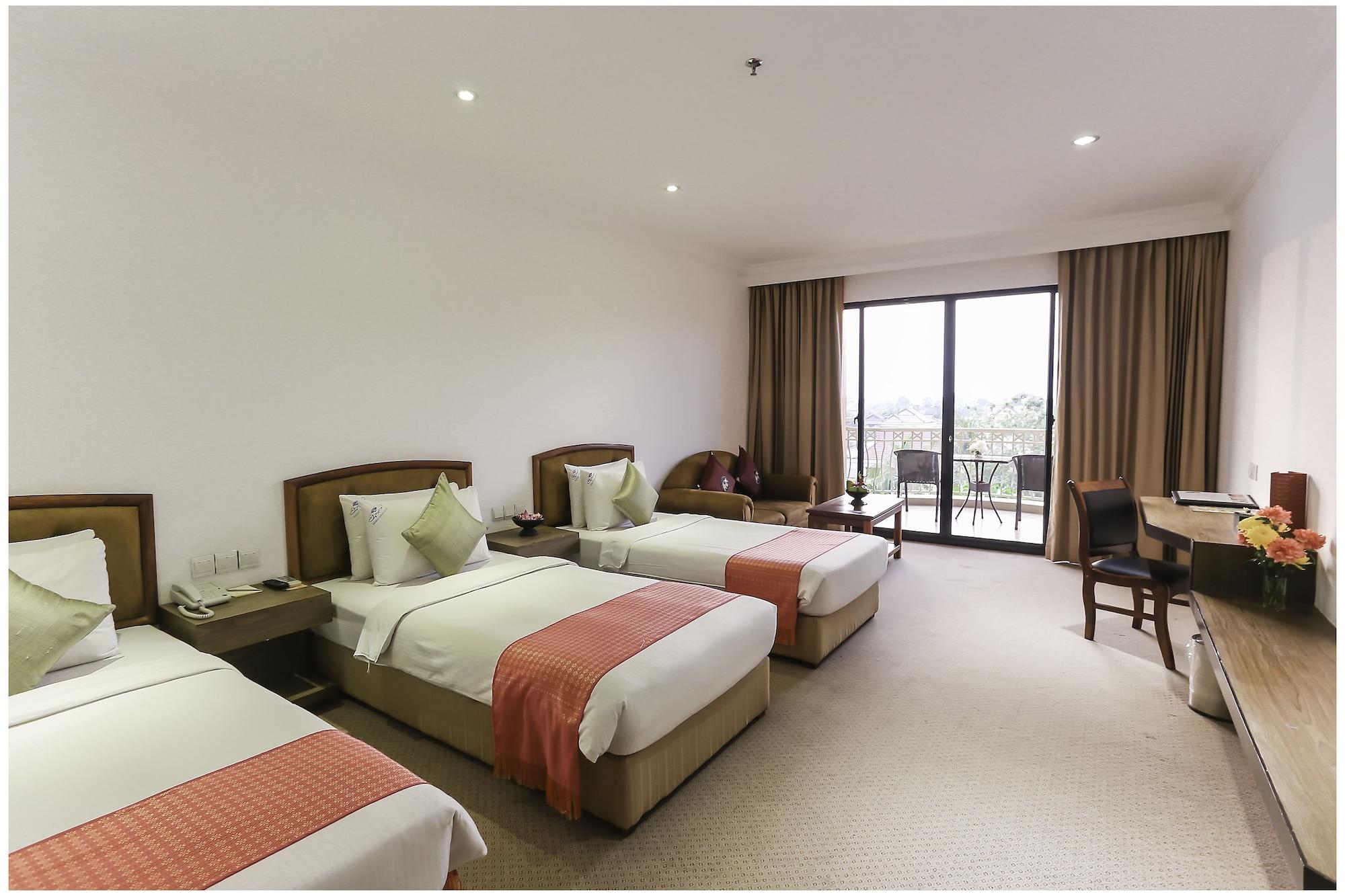 Angkor Howard Hotel Siem Reap Buitenkant foto