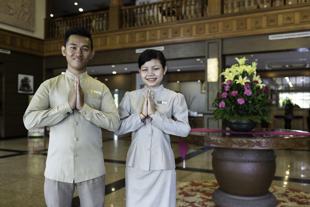 Angkor Howard Hotel Siem Reap Buitenkant foto